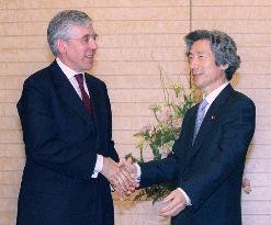 Britain urges Japan to help resolve India-Pakistan conflict